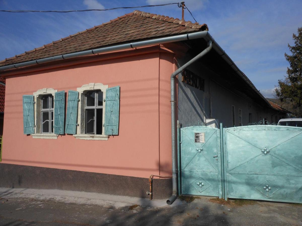 Merum Pinceszet Es Vendegszoba Tállya Zewnętrze zdjęcie